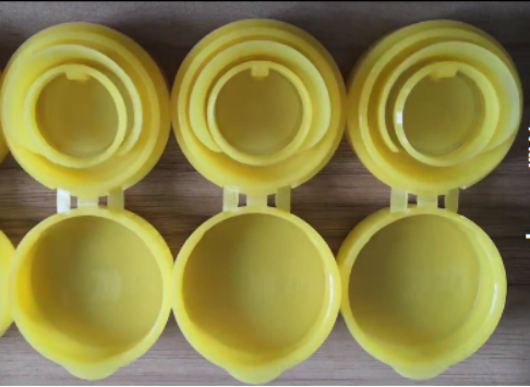 Кепка Плесень