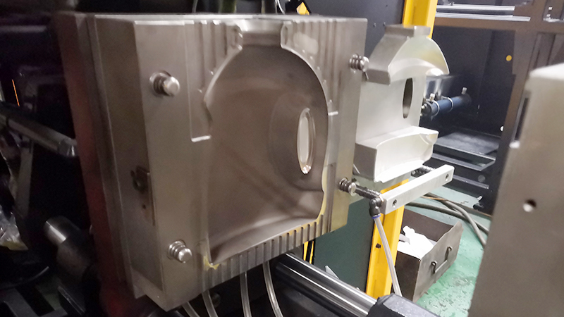 форма для бутылки с моющим средством