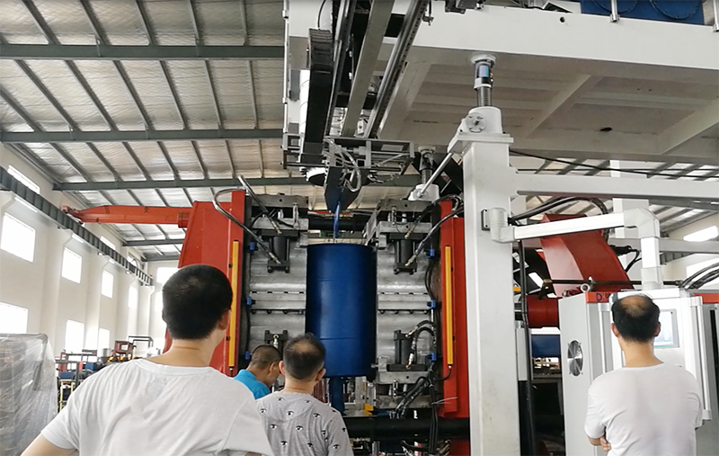 220-литровая барабанная выдувная машина