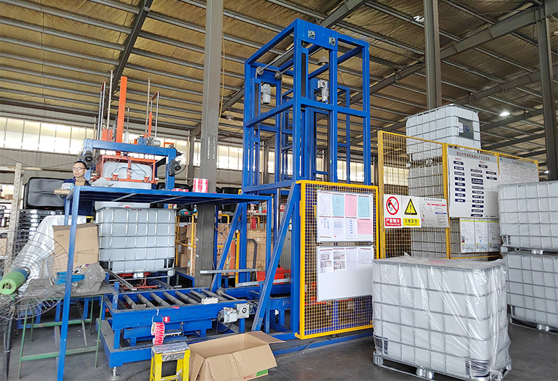 От сырья к продуктам нефтепереработки: процесс производства резервуаров IBC